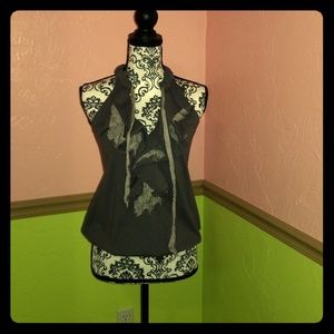 Sleeveless Ruffle Blouse